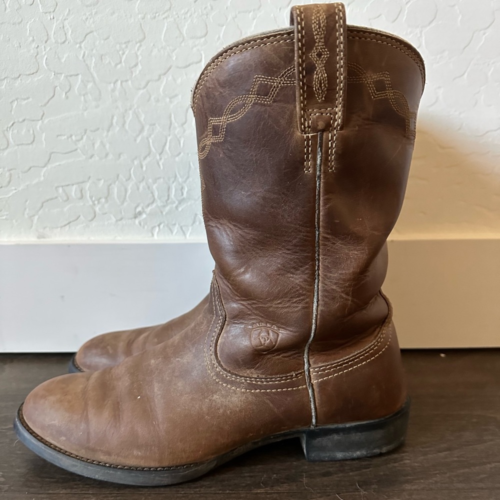 Ariat Heritage Roper Cowboy Boots